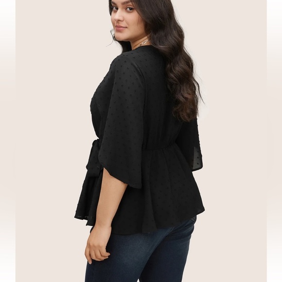 BloomChic Plus Size 2XL Plain Textured Petal Sleeve Ties Blouse  us18-20 - Picture 2 of 7